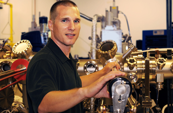 Photo: Jacque Brund

Winston Schoenfeld, a professor in CREOL, the College of Optics and Photonics at UCF, will lead the research. 
