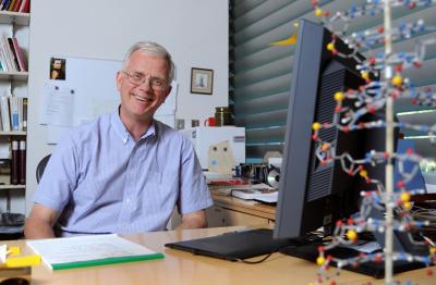 In the current issue of Science, Stuart Lindsay, director of Arizona State Universitys Center for Single Molecule Biophysics at the Biodesign Institute, along with his colleagues, demonstrates the potential of a new DNA sequencing method in which a single-stranded ribbon of DNA is threaded through a carbon nanotube. Credit: The Biodesign Institute at Arizona State University
