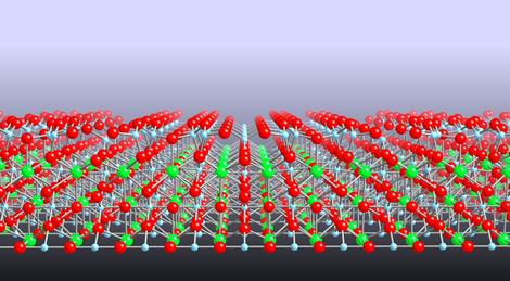 An atomic model of the surface of strontium titanate