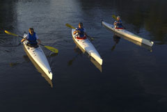 Some new kayak prototypes have now been coated with an epoxy gelcoat modified with Baytubes that has been developed by Norwegian research company Re-Turn AS, based in Gamle Fredrikstad. Thanks to the carbon nanotubes from Bayer MaterialScience the outer skin of the kayak is more abrasion-resistant. They also ensure that cracks appear less frequently over long-term use. The picture shows Stein Dietrichson, managing director of Re-Turn, Paal Francis Hansen, chairman of the board, and a trainee during a trial run (from right to left).