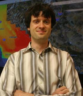 UC San Diego environmental engineering professor Jan Kleissl is developing technologies and methods that allow homeowners, photovoltaic installers and utilities to better predict how much power they will get out of their solar systems. Credit: UC San Diego