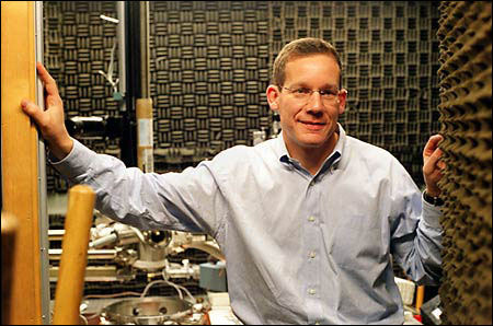 Charles M. Lieber, Professor of Chemistry at Harvard University(Photo by Kris Snibbe/Harvard News Office) 