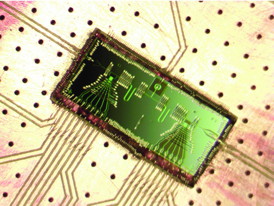 Princeton University researchers have built a rice grain-sized microwave laser.
CREDIT: Jason Petta, Princeton University