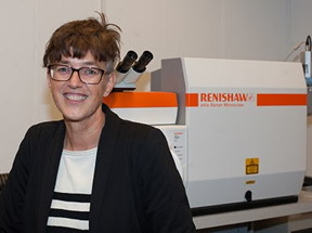 Jolanda van Iperen from the Conservation Department of the Rijksmuseum, Amsterdam, the Netherlands with the Renishaw inVia Raman Microscope.