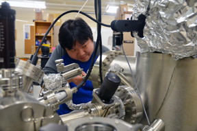 TeYu Chien, a UW assistant professor in the Department of Physics and Astronomy, uses a low-temperature scanning tunneling microscope in his lab to observe nanomaterials. Chien is the lead author of a paper that appears in the journal Scientific Reports. His research determined that the electric field is responsible for the alteration of the fracture toughness of nanomaterials, which are used in state-of-the-art electronic devices.
CREDIT: University of Wyoming