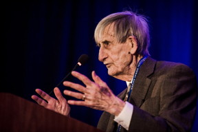 Freeman Dyson speaking at the National Space Society's International Space Development Conference in 2018. Credit: NSS/Keith Zacharski