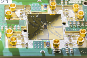 Semiconductor quantum chip with quantum bus of the JARA cooperation of Forschungszentrum Jlich and RWTH Aachen University
CREDIT
Forschungszentrum Jlich / Sascha Kreklau
