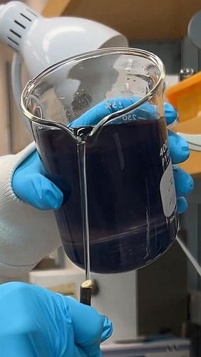 University of British Columbia researchers have developed a natural, biodegradable wash that removed up to 96 per cent of pesticide residue from fruit and slowed browning and moisture loss.

Credit
Sachi Wickramasinghe/UBC Media Relations